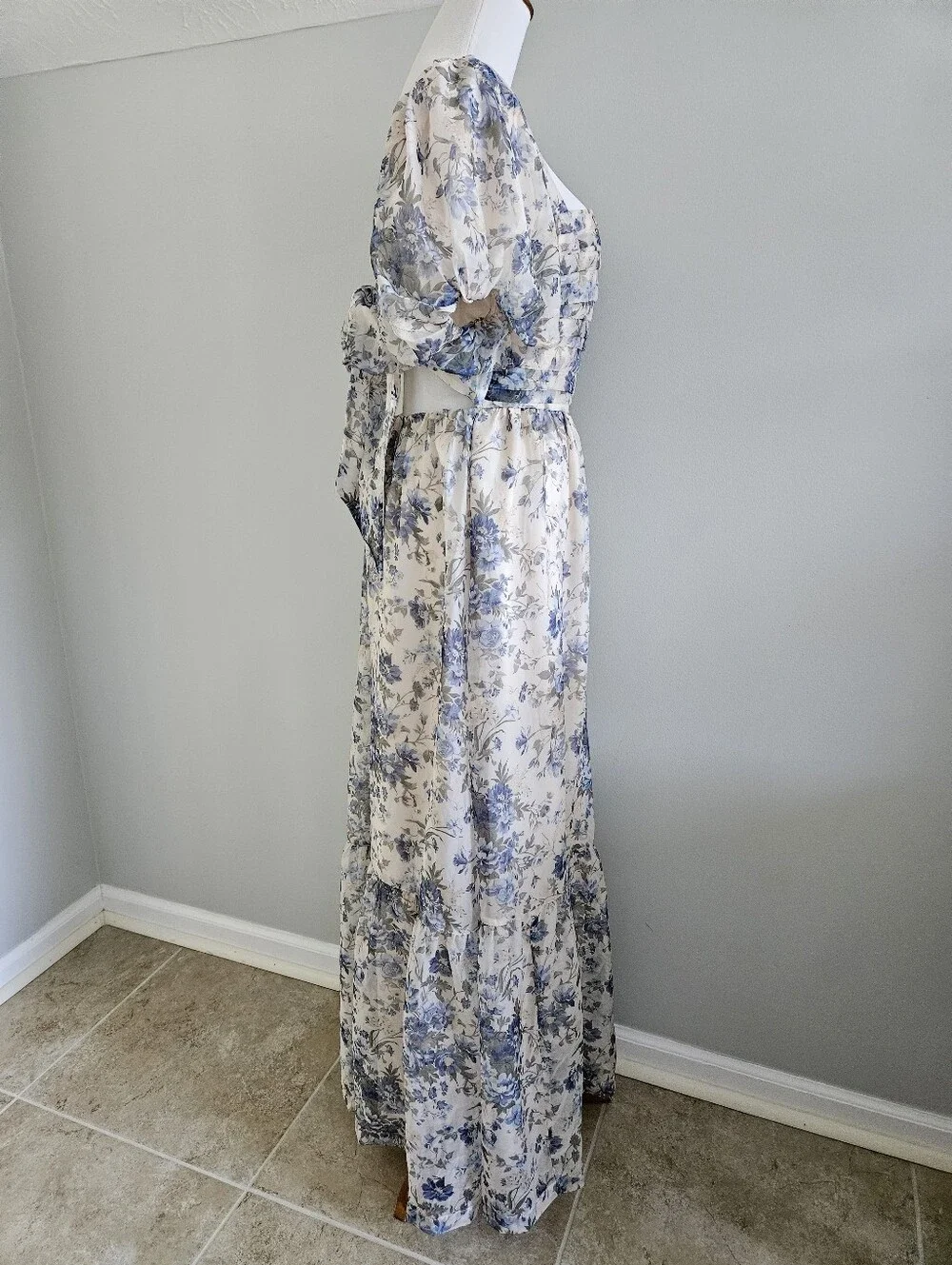 Abercrombie & Fitch | Emerson Drama Bow-Back Maxi Dress